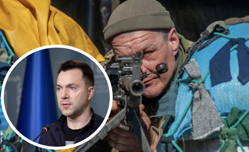 "Ми звільнили більше, ніж росіяни займають": Арестович показав карту військових дій в Україні
