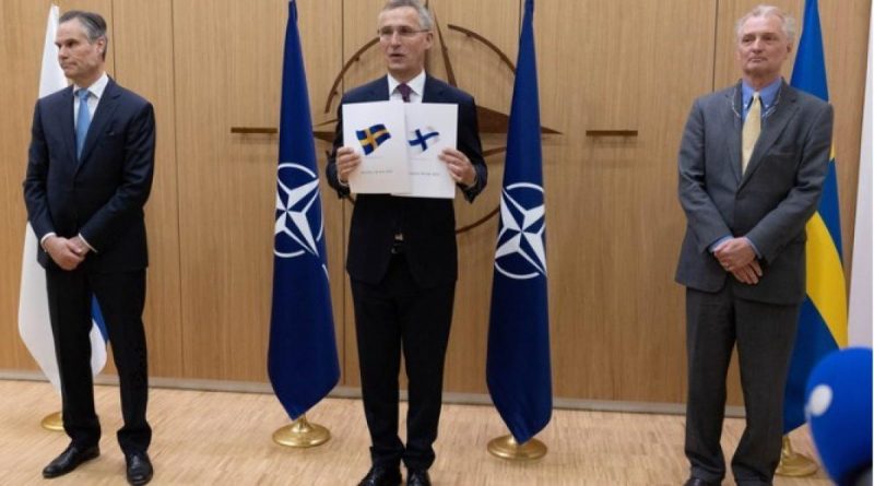 Финляндия и Швеция подали заявки на вступление в НАТО