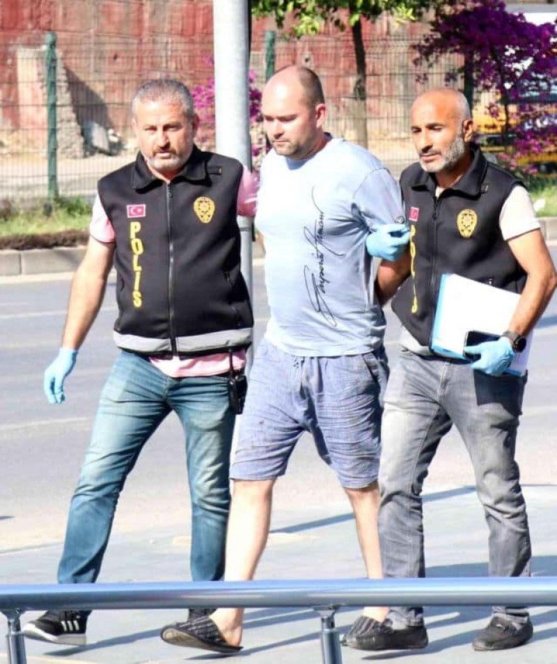В Турции проректор ХНУ им. Каразина убил своих детей и ранил жену