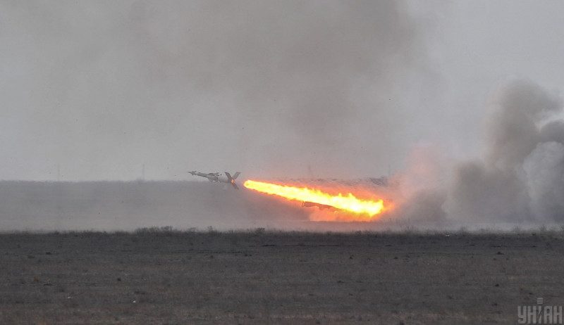 Окупанти вдарили ракетами по Запоріжжю і Кривому Рогу: є серйозні руйнування і жертва