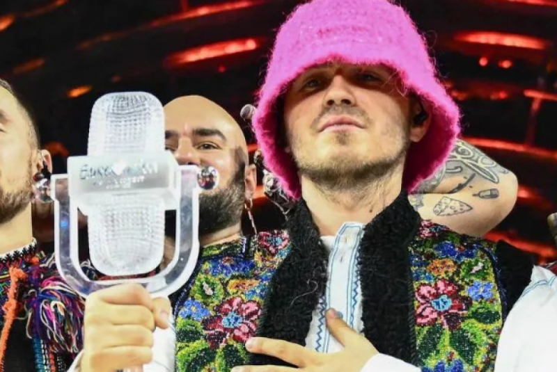 Трофей с Евровидения-2022 продали за баснословную сумму - на что потратят средства