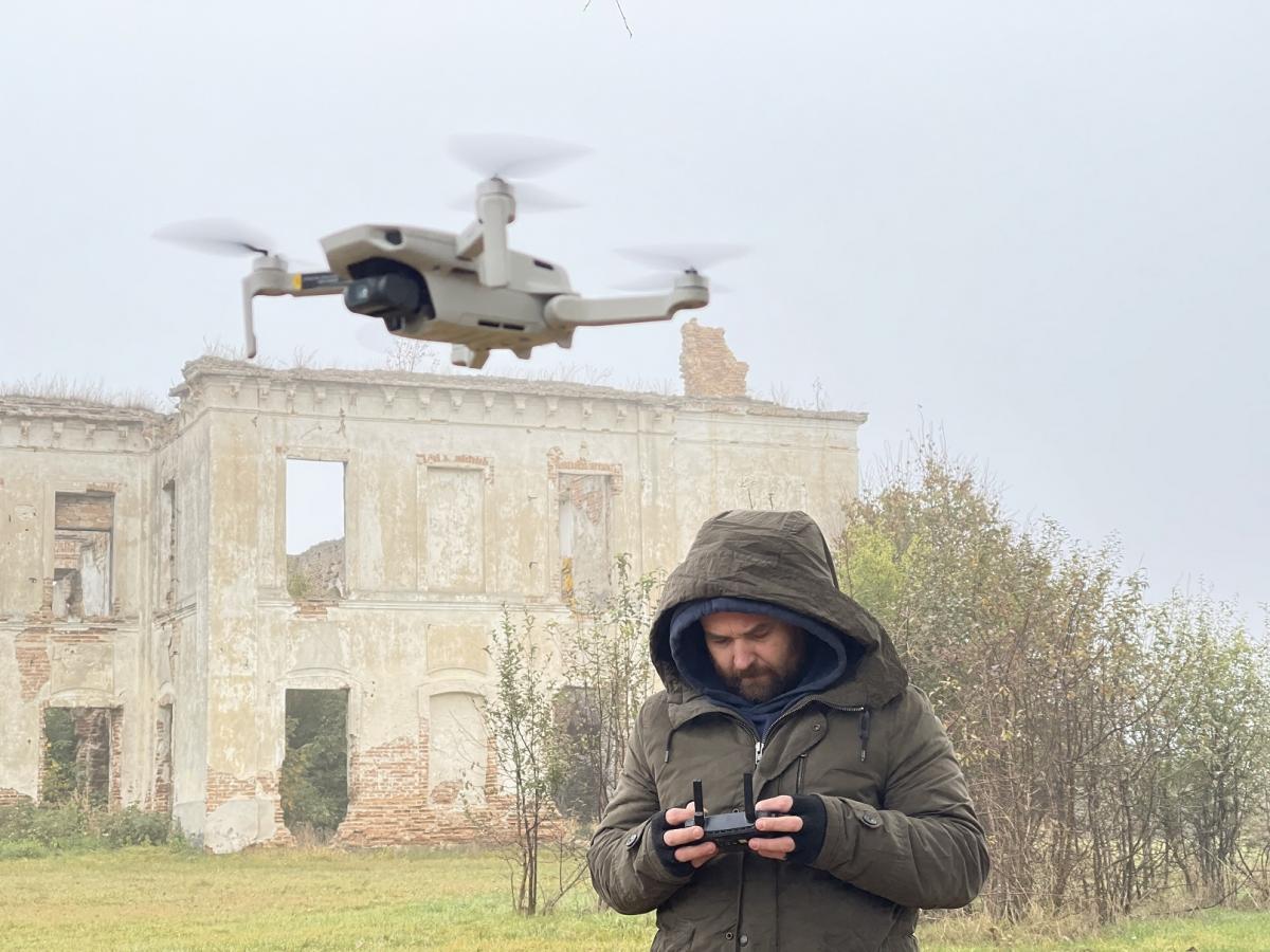 Нова серія документального циклу 'Українські палаци. Золота доба': як жили цукрові олігархи 100 років тому