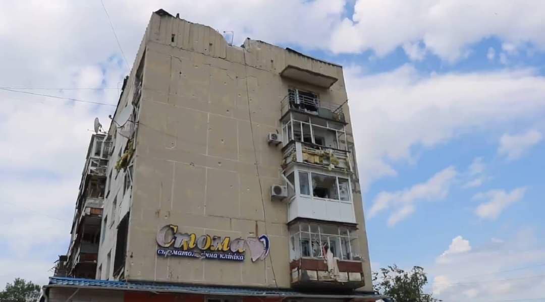 Наслідки російських обстрілів на Луганщині