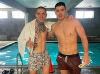 Відомий український спортсмен похвалився фото з російським чемпіоном і нарвався на жорстку критику