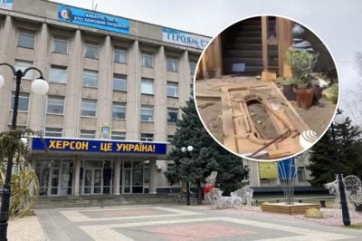 У Херсоні окупанти в паніці: біля 'адміністрації' колаборантів стався вибух У Херсоні окупанти в паніці: біля 'адміністрації' колаборантів стався вибух