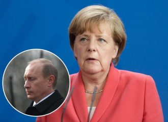 Меркель хотіла організувати переговори з Путіним, але не мала важелів впливу на диктатора-ЗМІ