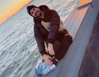 6-річна дочка Беднякова підкорила мережу своєю піснею