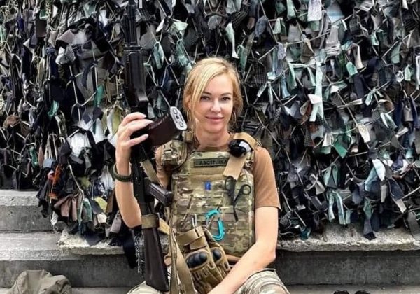 Витягла десятки поранених: у страшній ДТП загинула відомий військовий медик Австрійка