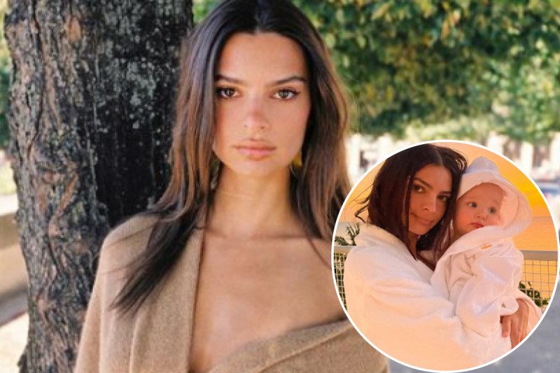 Зробила татуювання однорічному синові: Емілі Ратаковскі захейтили в мережі за нерозсудливість