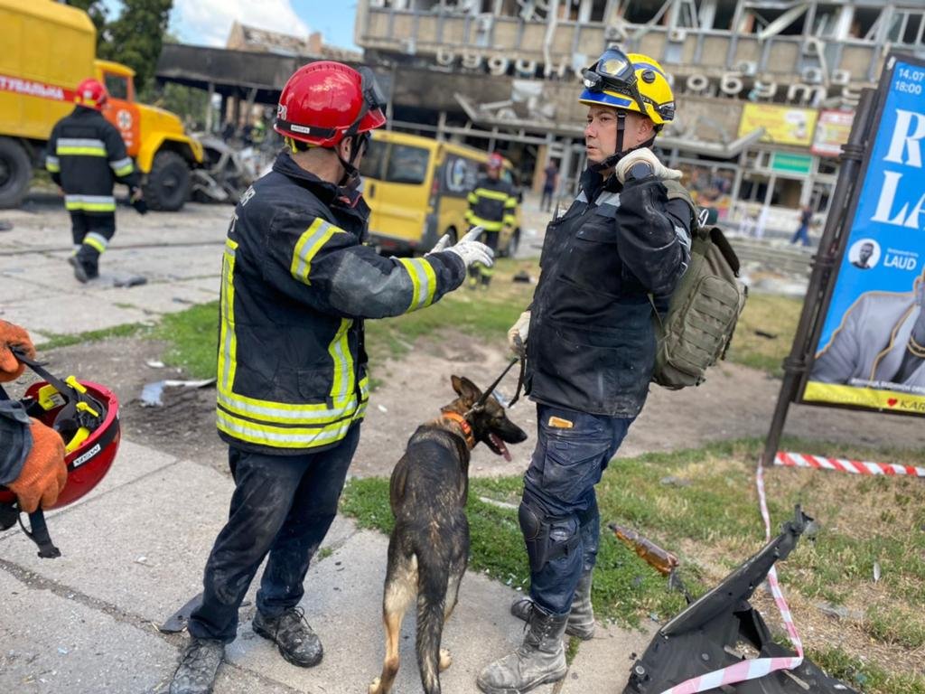 Наслідки ракетного удару по Вінниці Наслідки ракетного удару по Вінниці