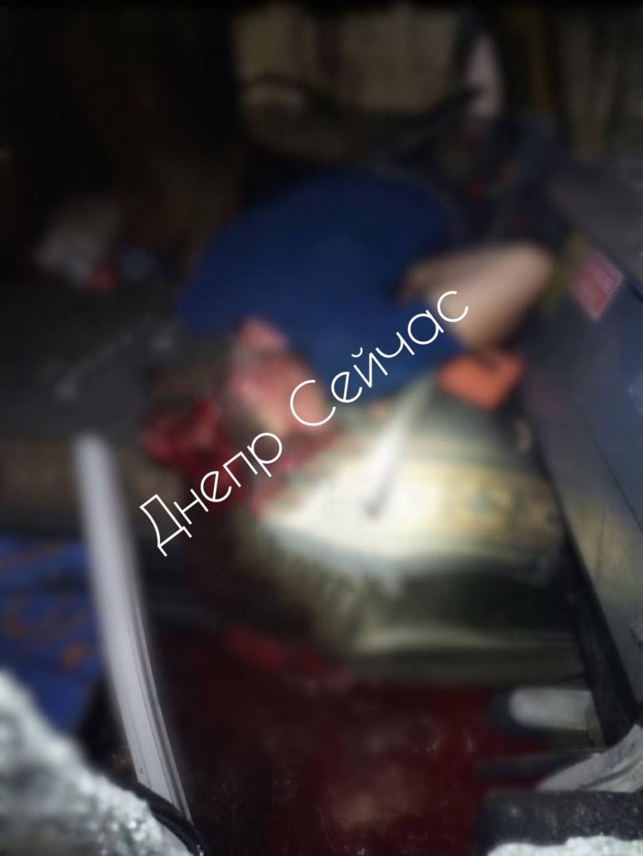 Ракетний удар по Дніпру: в місті перебої з водою, повідомляється про перші жертви