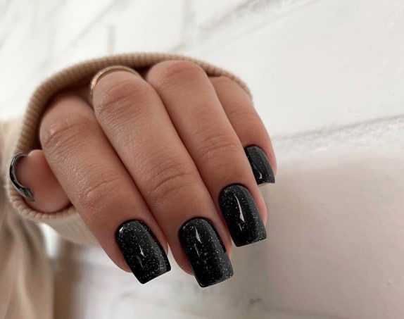 Манікюр для жінок за 50: 4 прості фокуси, щоб виглядати молодшою і радіти Манікюр для жінок за 50: 4 прості фокуси, щоб виглядати молодшою і радіти