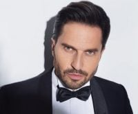 Смотрел на российских звезд с отвращением: Александр Рева появился на съемках в РФ