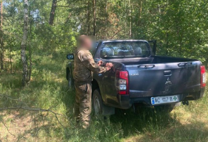 Белорусский пограничник с боем прорвался через границу: он хочет воевать за Украину