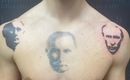Танцюристу Путін заважає: балерун з Херсона зробив три тату з обличчям російського диктатора і 'отримав' в мережі