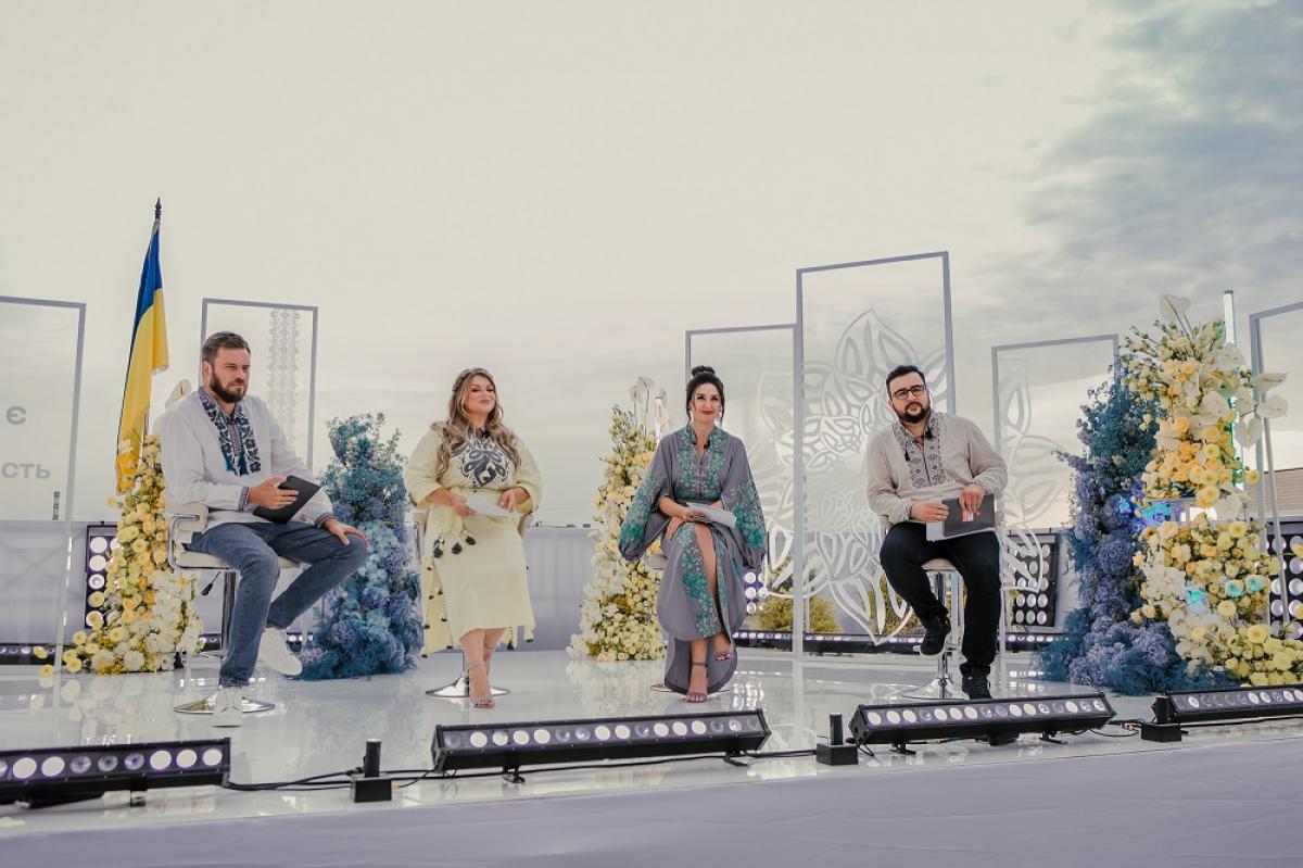 День Независимости с 1+1