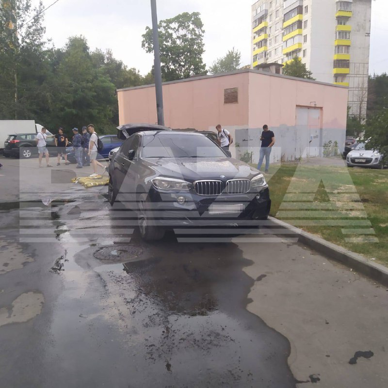 подожгли автомобиль в Москве