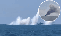 Біля окупованого Севастополя раптово задимівся російський корабель