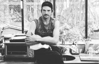 Виснажений і пом'ятий Ештон Катчер з'явився на обкладинці американського Esquire