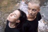 Один крок від коми, сліпота: відома російська співачка потрапила в реанімацію