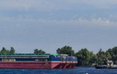 баржа, Херсон, кавун баржа, Херсон, кавун