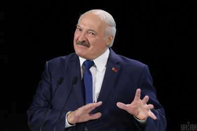 Сісти за стіл і шукати компроміс: Лукашенко просить Київ почати переговори з РФ без попередніх умов