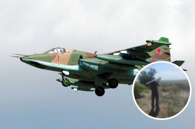 Российский штурмовик Су-25, украинские военные