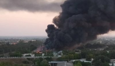 В оккупированном Крыму вспыхнул мощный пожар: пылает нефтебаза