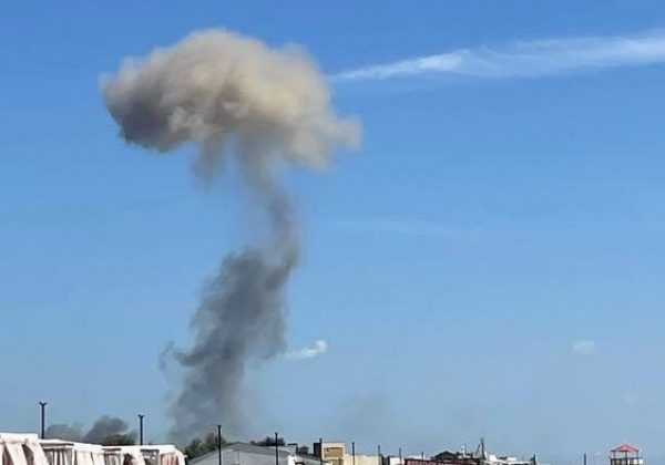 Паніка в Криму: прогриміли потужні вибухи на авіабазі окупантів РФ