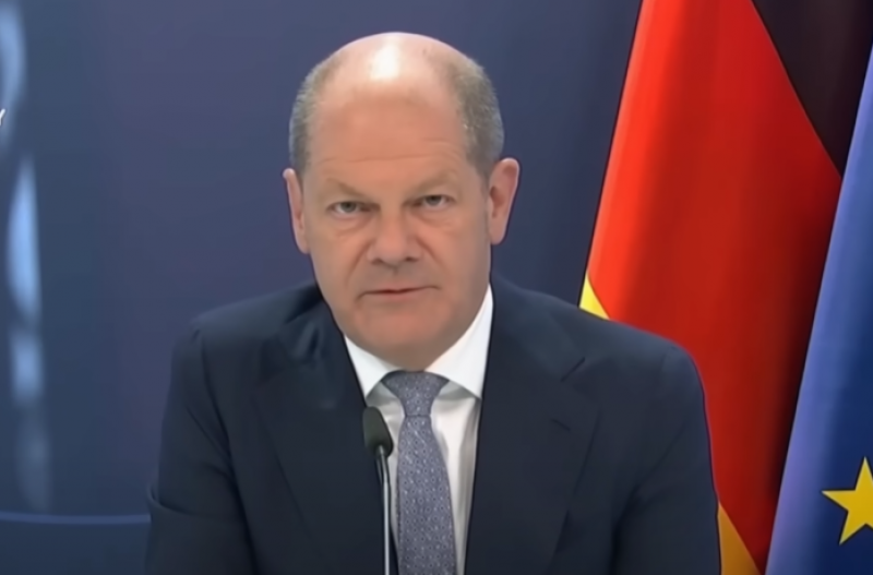 "Важливо, щоб діалог з Кремлем тривав": Шольц знову виступив за переговори з Путіним