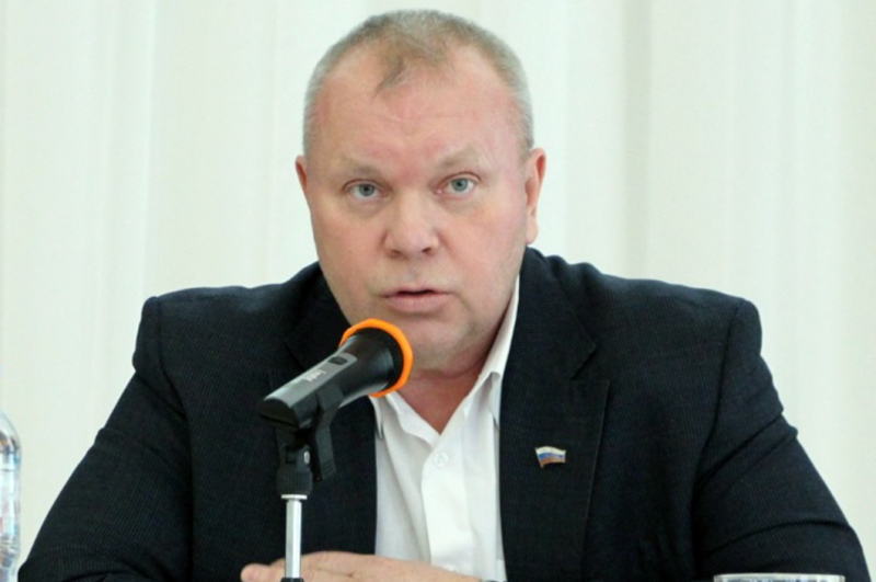 Российский чиновник не пережил визит на Донбасс: его тело искали с июля