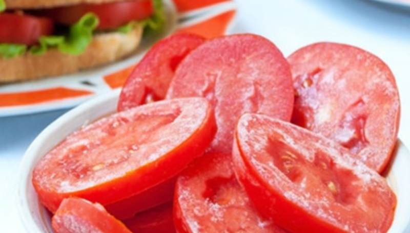 Як правильно заморозити помідори та які страви з них можна приготувати