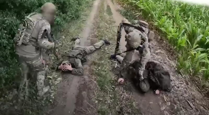 Украинские военные эвакуировали принудительно мобилизованных в "ЛНР": как спастись от оккупантов