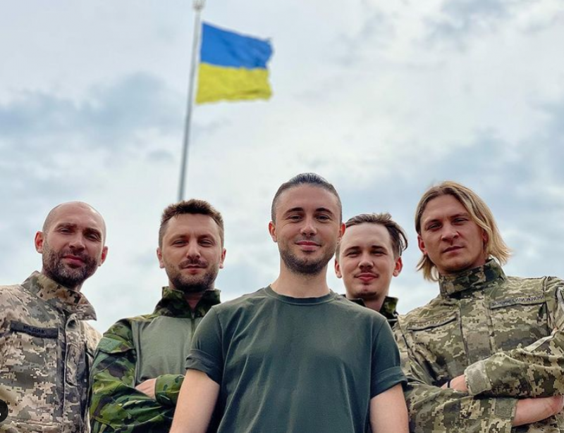 Залужный приказал не отправлять на передовую группу "Антитела"
