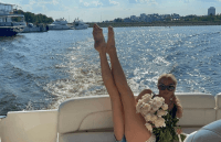 Банщик щось встромив поки парив: Волочкова із задертою ногою розповіла про свій переляк