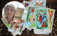 Гороскоп Таро на листопад 2022: що принесе останній місяць осені Козерогам, Рибам, Водоліям