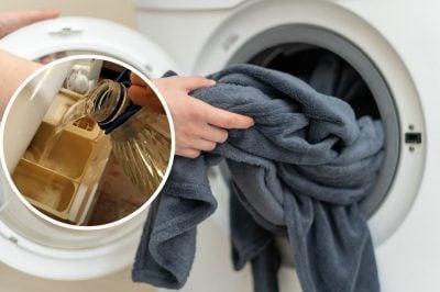 Як випрати одяг в машинці без води: 10 кроків, як користуватися пралкою без водопроводу