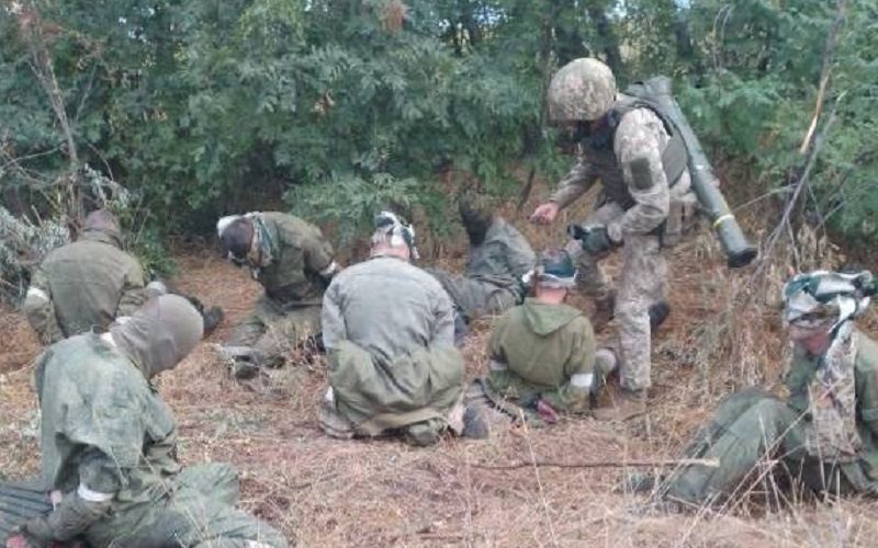 ЗСУ погнали ворога на Херсонщині: у полон потрапили десятки окупантів РФ