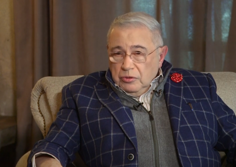 Виявився нікому не потрібен: старий Петросян зганьбився в Росії