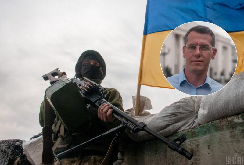 Зброя і добровольці для України: експерт розкрив несподіваний центр допомоги