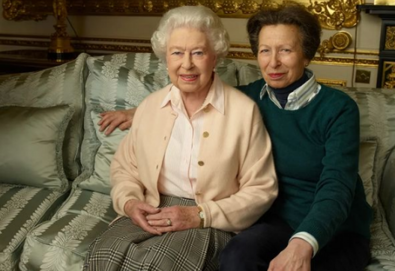 Принцесса Анна рассказала о последнем дне жизни Елизаветы II