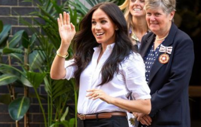 Жадная до роскоши сорока: капризная герцогиня Меган Маркл выжила ассистентку из-за дорогих подарков