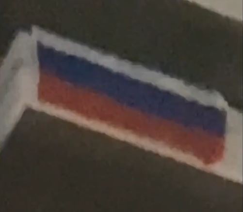 В Італії українці провчили італійця за прапор РФ: закидали яйцями і змусили зняти