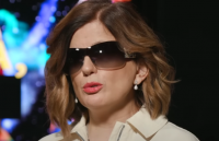 Слепая российская певица-путинистка Гурцкая снялась без очков