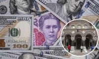 НБУ змінив правила торгівлі доларами: що потрібно знати українцям