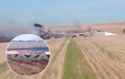 Летел бомбить Украину: в Ростовской области рухнул военный самолет Су-25, ракеты взорвались в поле
