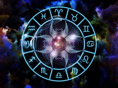 Гороскоп на февраль 2023 года для Стрельцов: астролог назвала самые удачные дни месяца