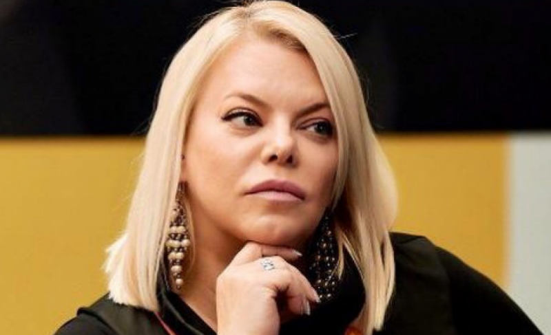 Красная от крови украинцев шапочка собралась на фронт: Яна Поплавская сделала лицемерное заявление