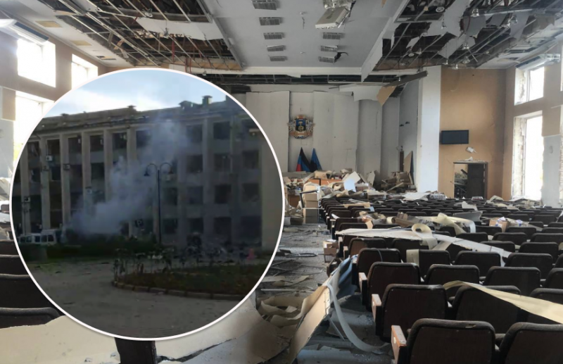 Мощный взрыв в Донецке: "бавовна" жестко повредила здание горсовета