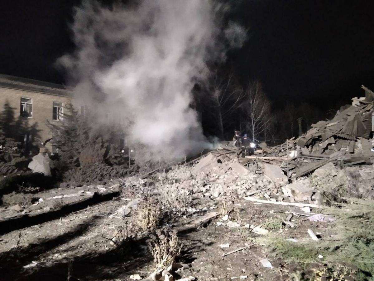 На Запоріжжі окупанти вдарили ракетами по пологовому відділенню, загинуло немовля